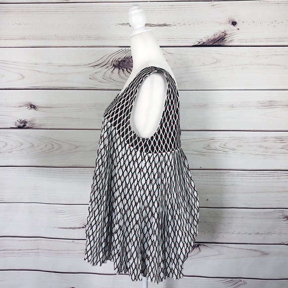 Deletta Anthropologie Pleated Diamond Tank Large - Picture 5 of 11